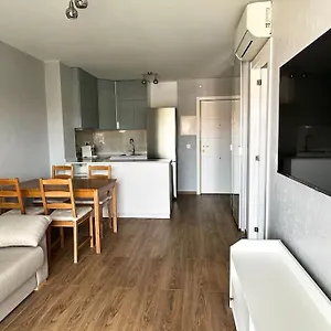 Acogedor , Apartamento