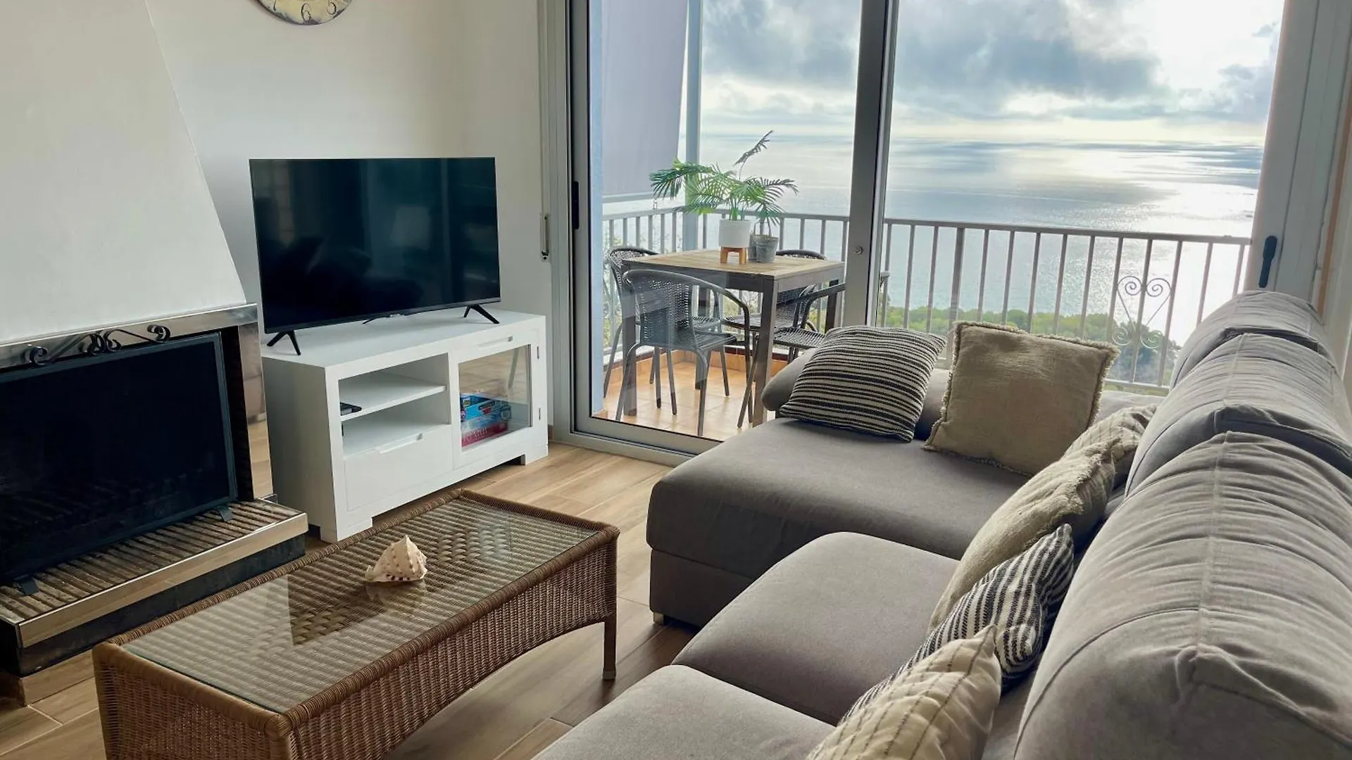 Seahomes Vacations, La Casa Blue Mediterranean Lifestyle Blanes 0*,